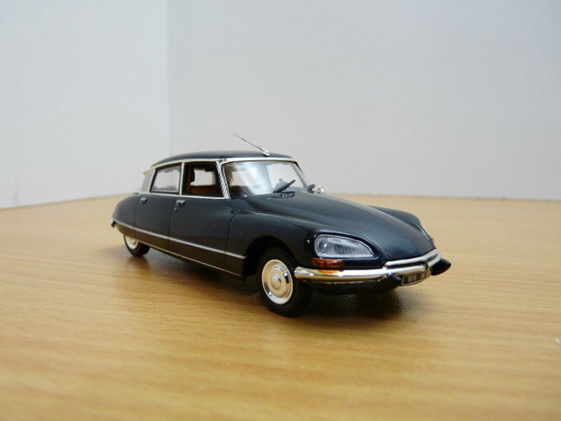 CITROEN DS23 PALLAS injection bleu Orient 1/43