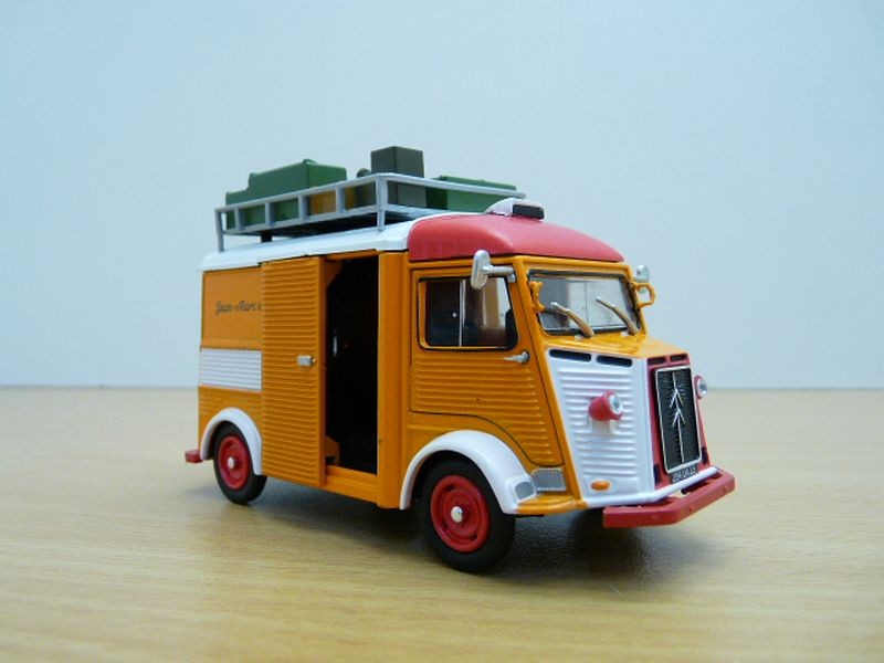Vendu totalement neuf en boite, visitez notre boutique et diminuez les 