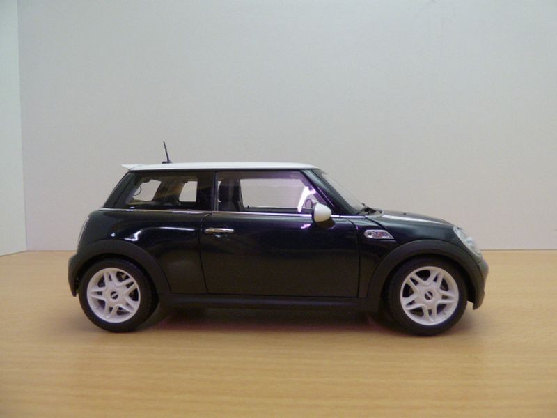 Mini Cooper S Noir Bandes Blanches 1 18 R56 Ebay