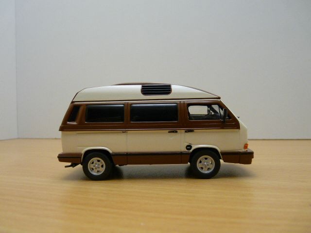 Vendu totalement neuf en boite, visitez notre boutique et diminuez les 