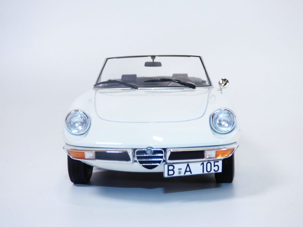ALFA ROMEO 2000 SPIDER blanc 1978 1/18 3551091878827| eBay