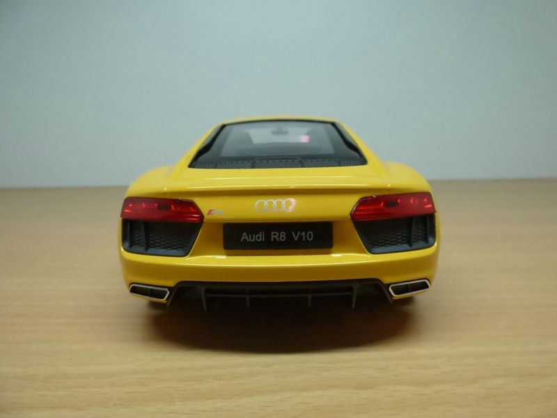 Audi R8 V10 52l Jaune 118 2015 4891761180522 Ebay