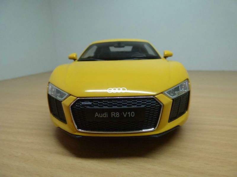 Audi R8 V10 52l Jaune 118 2015 4891761180522 Ebay