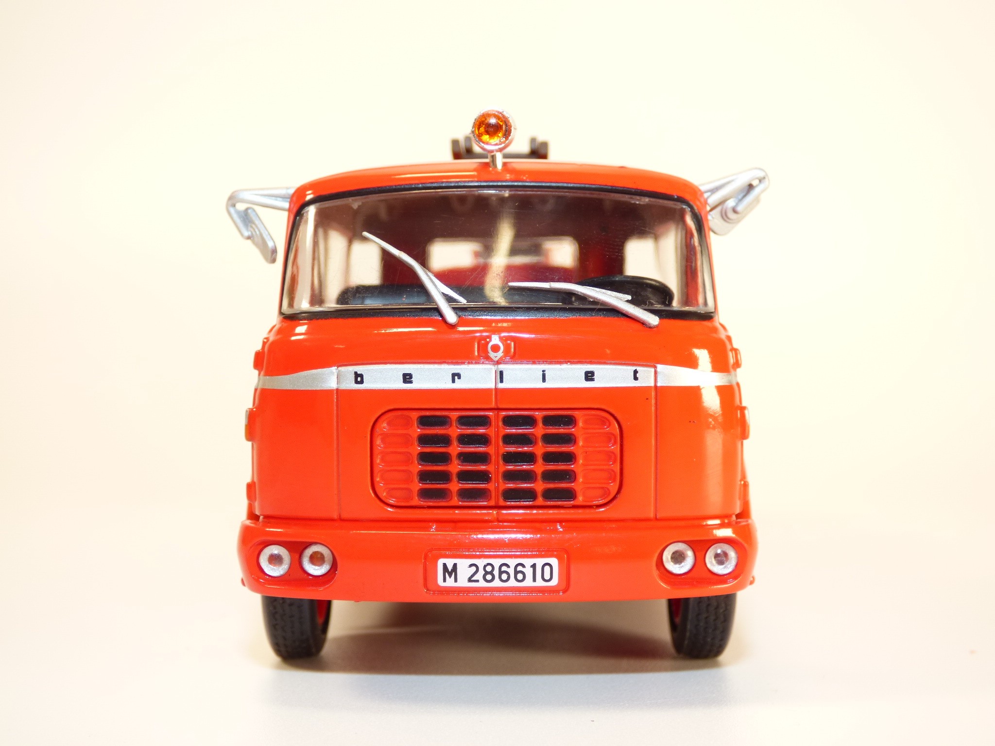 Berliet - GAK 17 FPT Citerne Pompiers 1960 - Modèle Presse - 1/43 - Autos Miniatures