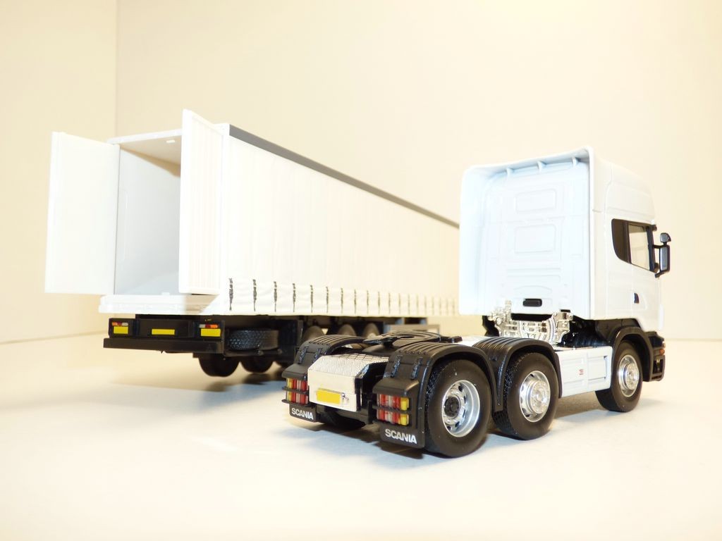 remorque 1//50 Camion SCANIA R620 CAB blanc