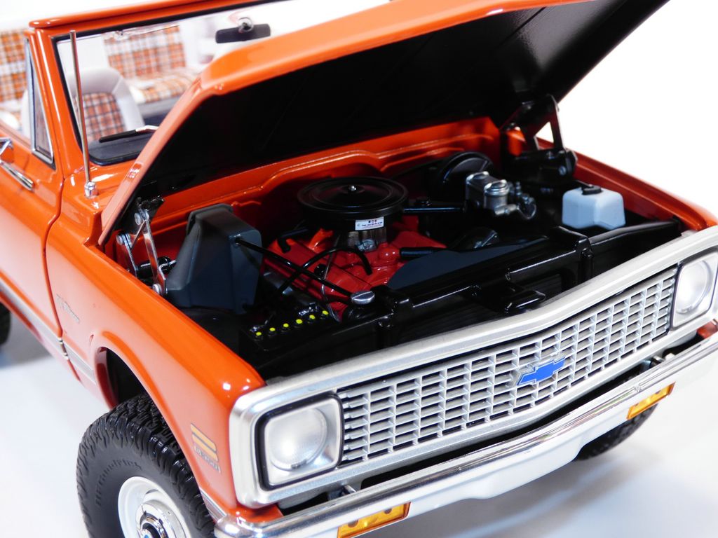 CHEVROLET BLAZER K5 Highlander edition orange 1/18 ACME 1807711 GMP