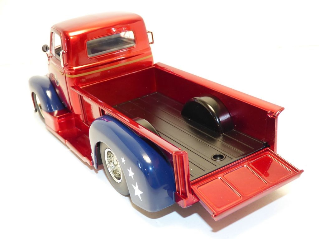ミニカー 1:24 1952 CHEVY COE PICKUP &amp; WONDERWOMAN s-l1200.jpg