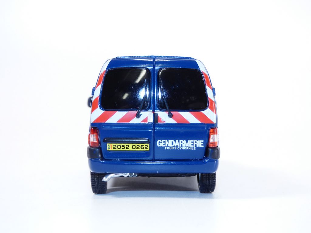 ミニカー　1/43 シトロエン ベルリンゴ 2005 Gendarmerie Equipe Cynophile [155713] Citroën Berlingo 2005 Gendarmerie - Equipe Cynophile 1/43