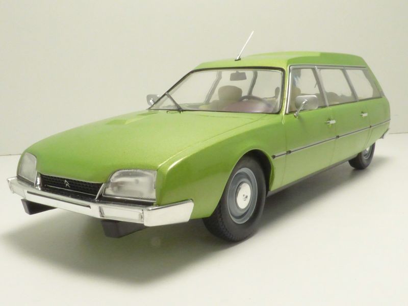 CITROEN CX 2400 break green métal Série 1 1 18 CITROEN CX 2400 break green métal Série 1 1 18