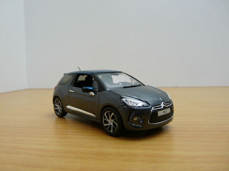Details About Citroen Ds3 Gris Toit Vert Emeraude 2014 143