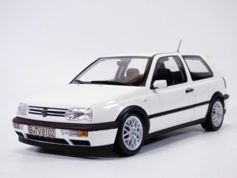 VOLKSWAGEN GOLF GTi rouge 1/18 1996 VW Golf 3 III NOREV 188418 3551091884187