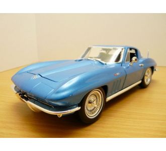 CHEVROLET CORVETTE coupé C2 bleu STINGRAY 1/18 MAISTO 31640 BLUE BLAU 1965
