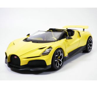 BUGATTI MISTRAL W16 jaune 1/18 Chiron 2024 Burago 11051 48939930110513 Peeble Beach roadster