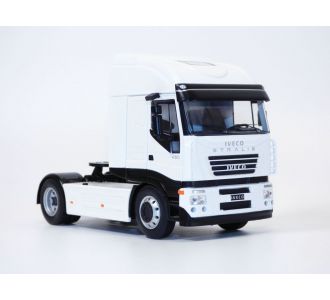 Camion tracteur seul IVECO STRALIS 450 blanc 1/43 2012 IXO TR119.22 4895102336258 B0BKH469BT