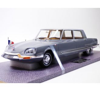 CITROEN DS21 limousine Chapron présidentielle Charles De Gaulle 1968 1/18 Pantheon 022 3683080402697 DS 21