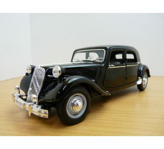 CITROEN TRACTION 15CV NOIRE 1/18 MAISTO 31821 BLACK 1952 NERO NEGRO SCHWARTZ