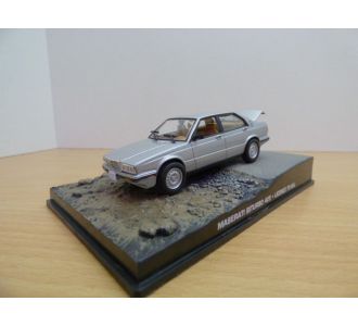 MASERATI BITURBO 425 GRIS METALLISE 1/43 DIORAMA FILM JAMES BOND PERMIS DE TUER LICENCE TO KILL 1989 MOVIE CAR MODELCAR MINIATURE DE FILM VOITURE DE FILM CAMION