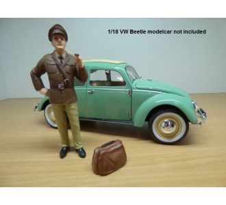 FIGURINE REMEMBERING PEARL HARBOR PILOTE AVIATEUR AVEC VALISE 1/18 American Diorama 77424 699618774245 1941 WW2 WORLD WAR II