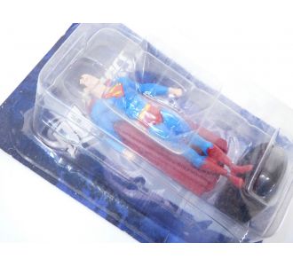 Figurine SUPERMAN DC Comics 1/24