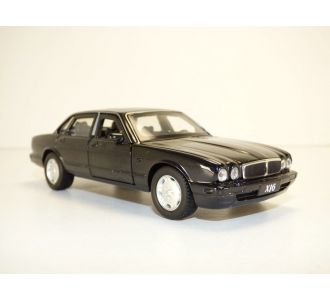 JAGUAR XJ6 ANTHRACITE 1995 1/36 X300 TAYUMO 36100018 8945005585027 MINIATURE MODELE REDUIT