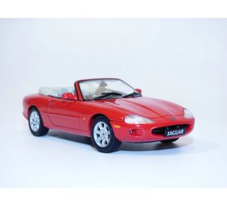 JAGUAR XK8 cabriolet rouge Phoenix 1/43 AUTOART 53711 674110537116 RHD