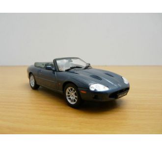 JAGUAR XKR cabriolet gris titane 1998 1/43 Autoart 53702 Jaguar 1/43 Titanium Grey Rhd Xk Convertible 674110537024