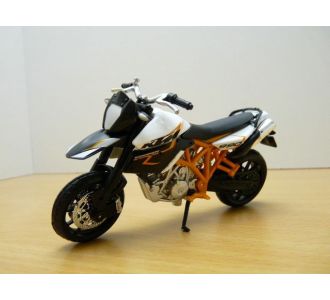 MOTO KTM 990 SUPERMOTO R 1/18 BURAGO 18-51050 BLANC WHITE 2011