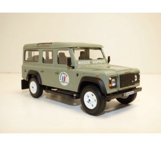 LAND ROVER DEFENDER 110 MISSION VIGIPIRATE 1/43 CARARAMA OLIEX 53242VIGI 4891965143026