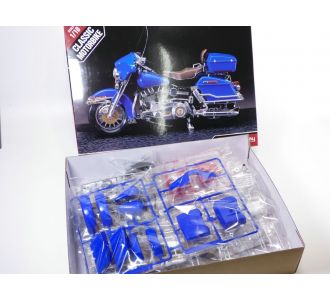 Kit - maquette à monter Moto HARLEY DAVIDSON FLH bleu 1/10 ACADEMY Hobby Model Kits 15501 603550015472 B00BFUMGQ0