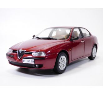 ALFA ROMEO 155 2.5l V6 rouge Proteo / intérieur beige 1/18 Mitica 200052-D 1997 9780201379686