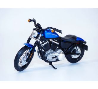 Moto HARLEY DAVIDSON XL1200N NIGHSTER bleu 2012 1/18 blister MAISTO 37-31360 series 37