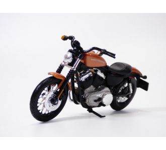 Moto HARLEY DAVIDSON XL1200N NIGHTSTER cuivre 1/18 2007 Maisto 39360 0090159393603
