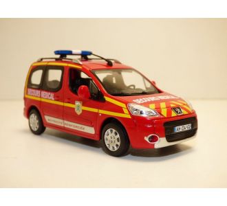 PEUGEOT PARTNER SAPEURS POMPIERS SECOURS MEDICAL 2010 1/43 NOREV 479818 3551094798184 B07G2FX8J4