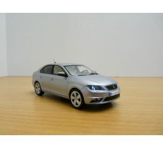 SEAT TOLEDO GRIS METALLISE 2013 1/43 BERLINE 5 PORTES SILVER SILBER ZILBER TOL-s