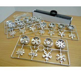 SET de 16 JANTES D30mm AVEC SPINNER Tuning CHROMEES 1/18 WHEELS 2006-4 1/24 1-32