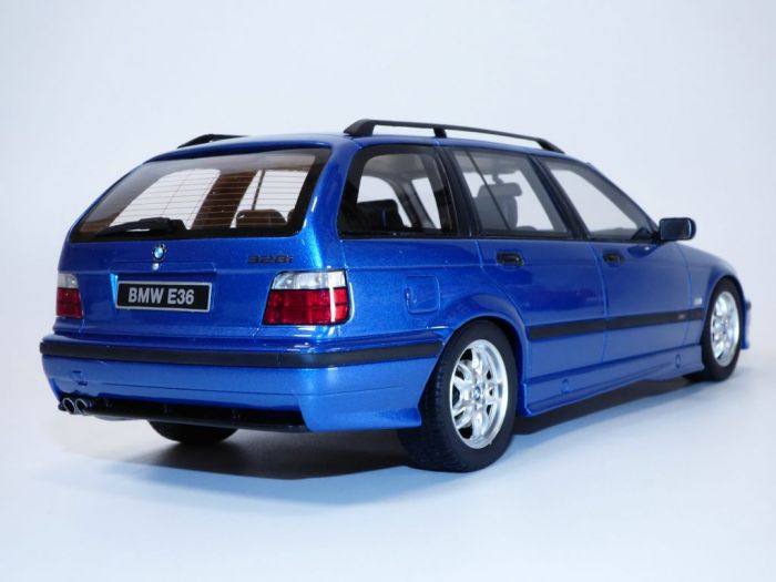 BMW 328i Touring E36 bleu Pack M 1/18 OTTO MOBILE OTTO