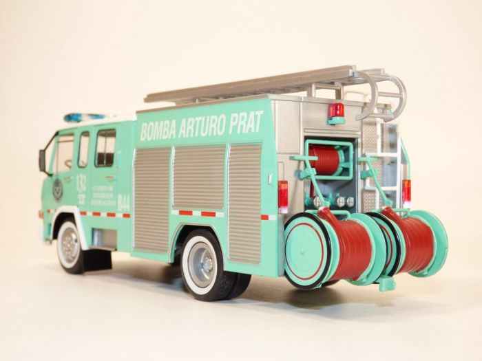 Camion De Pompiers Berliet 770 KB - Échelle 1:43, N°90 Des Sapeurs-Pompiers De La Moselle - Neuf
