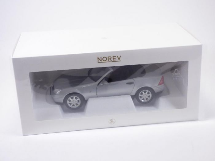 Mercedes‑Benz SLK 230 Kompressor – UT Models – 1/18 - Collection