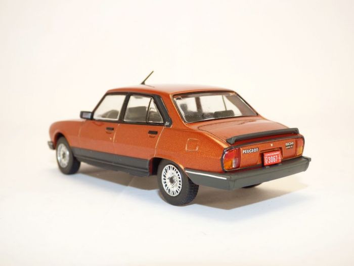 Modèle Réduit Peugeot 504 - Échelle 1:43 - Années 80 (N'80) - Neuf