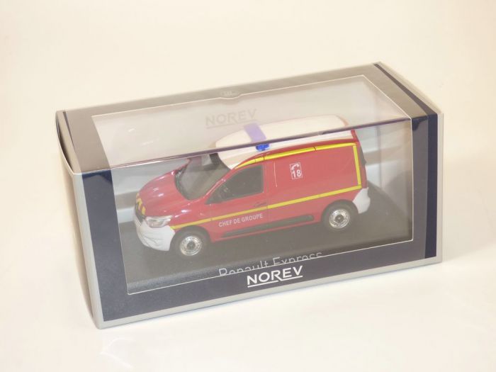 RENAULT EXPRESS 2021 sapeurs pompier Chef de Groupe 1/43 Norev