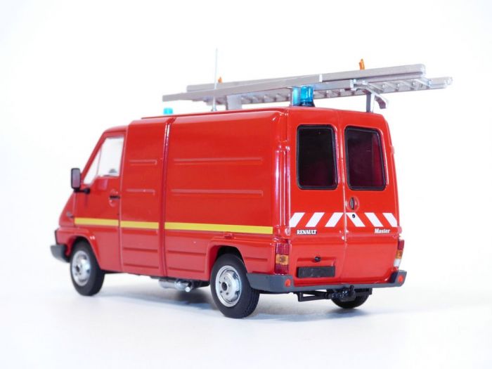 RENAULT MASTER T30 VTU + decalcomanies 1/43 Sapeurs Pompiers