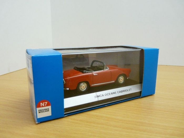 NO17 Simca Aronde Martini & Rossi Provence Moulage Duvil 1/43 - Gris (boîte Fendue)