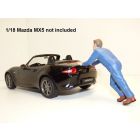 FIGURINE MECANICIEN pousseur Darwin 1/18