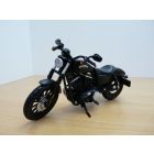 MOTO HARLEY DAVIDSON SPORTSTER IRON 883 noir mat 1/12