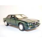 JAGUAR XJ6 vert Racing 1/32 X300