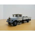 CAMION CHARBONNIER Mercedes LO2750 gris 1/43 Pritschenwagen