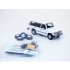 MITSUBISHI PAJERO MK1 blanc 1/64 & roues Offroad