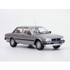 PEUGEOT 505 GR gris métallisé 1/43 1981