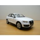 AUDI Q5 QUATTRO blanc 1/24