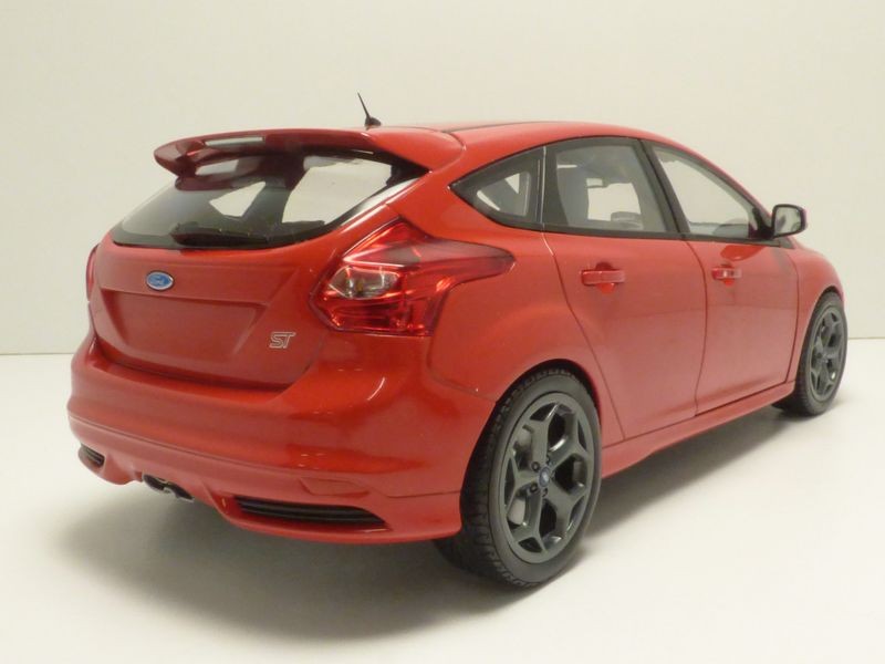 Ford Focus St 2011 Rouge 1 18 4012138124035 Ebay